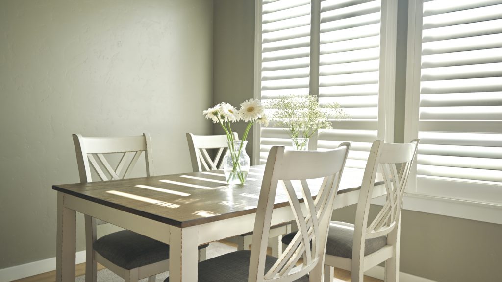 綺麗なダイニングテーブル